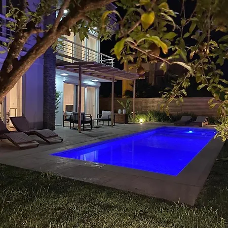 Lovely Villa With Private Pool In Antalya ヴィラ