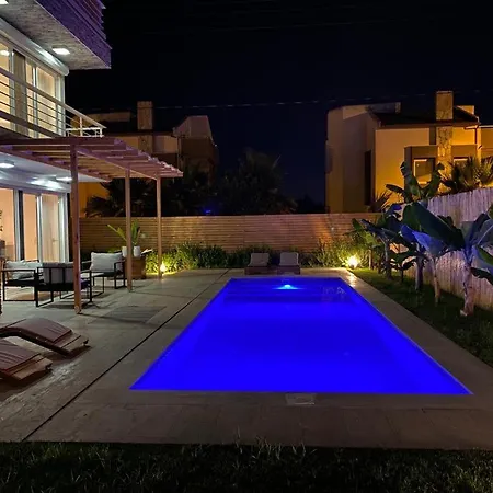 Lovely Villa With Private Pool In Antalya ヴィラ ベレキ